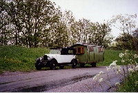 b14 met caravan.jpg (91816 bytes)