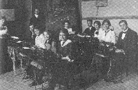 schoolklas tante.jpg (335465 bytes)